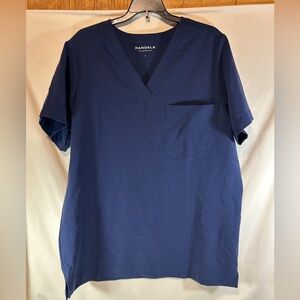 Mandala Men’s navy scrubs top L
